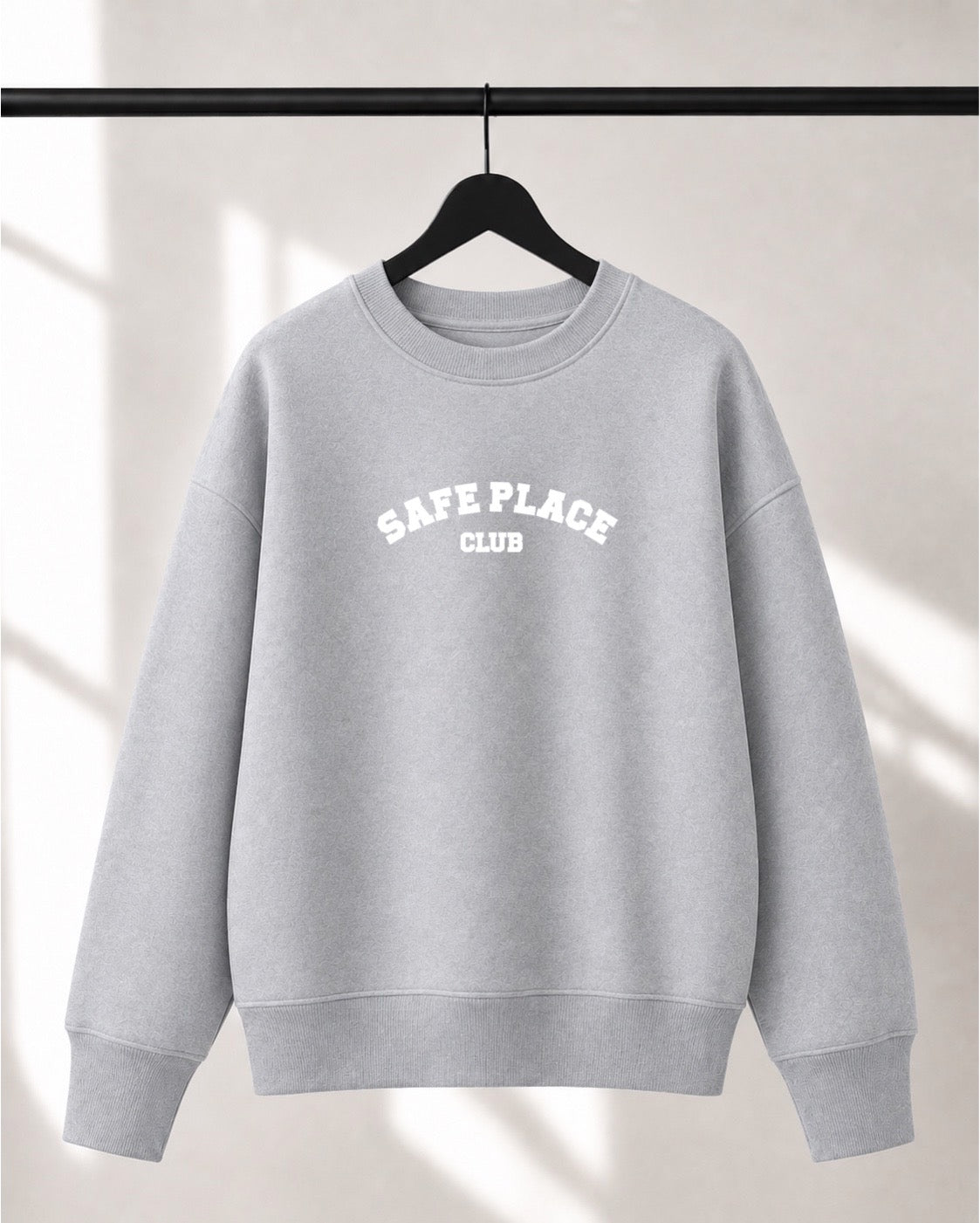 Crewneck Lusso unisexe «Safe place club»