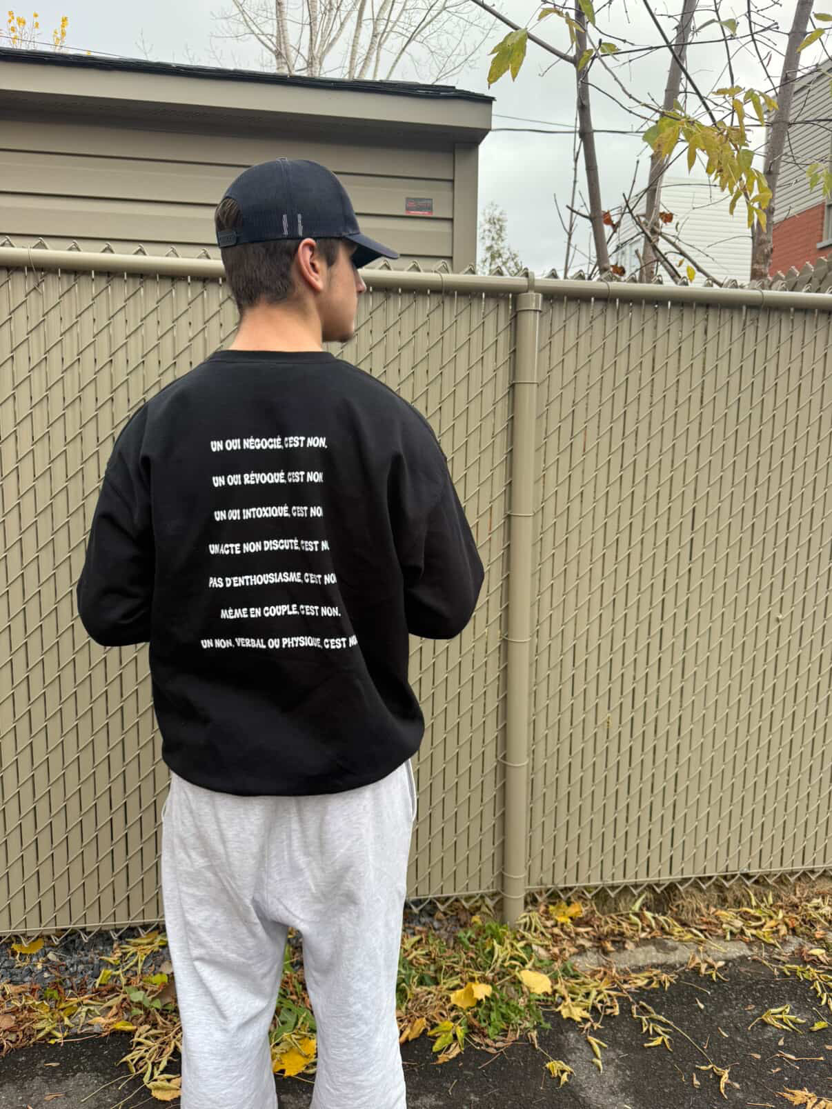 Crewneck unisexe «Consen-thé-ment»