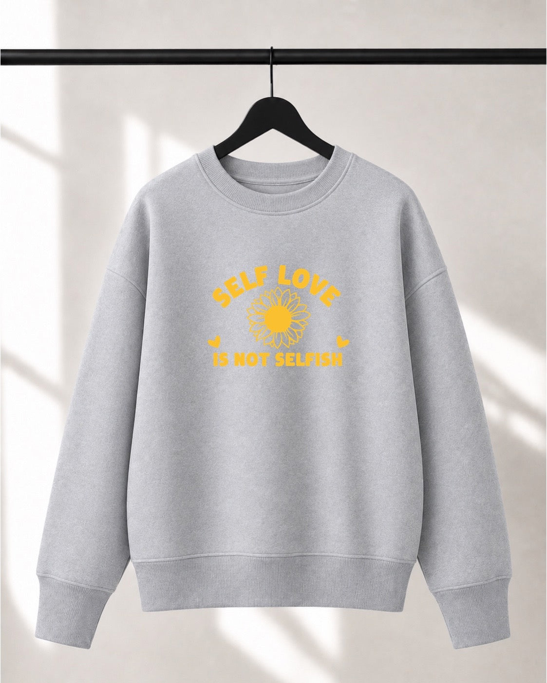 Crewneck Lusso unisexe «Self love is not selfish»
